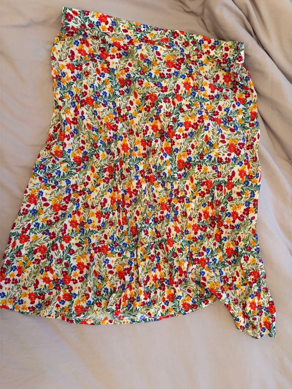 Velvet Floral Mini Skirt Size Medium NWT